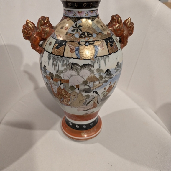 Antique Asian Vase - Picture 4 of 5